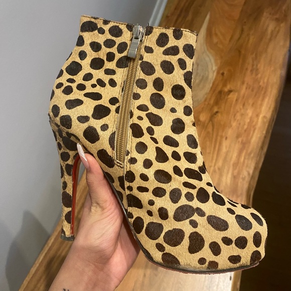 Christian Louboutin heeled boot - Picture 7 of 7